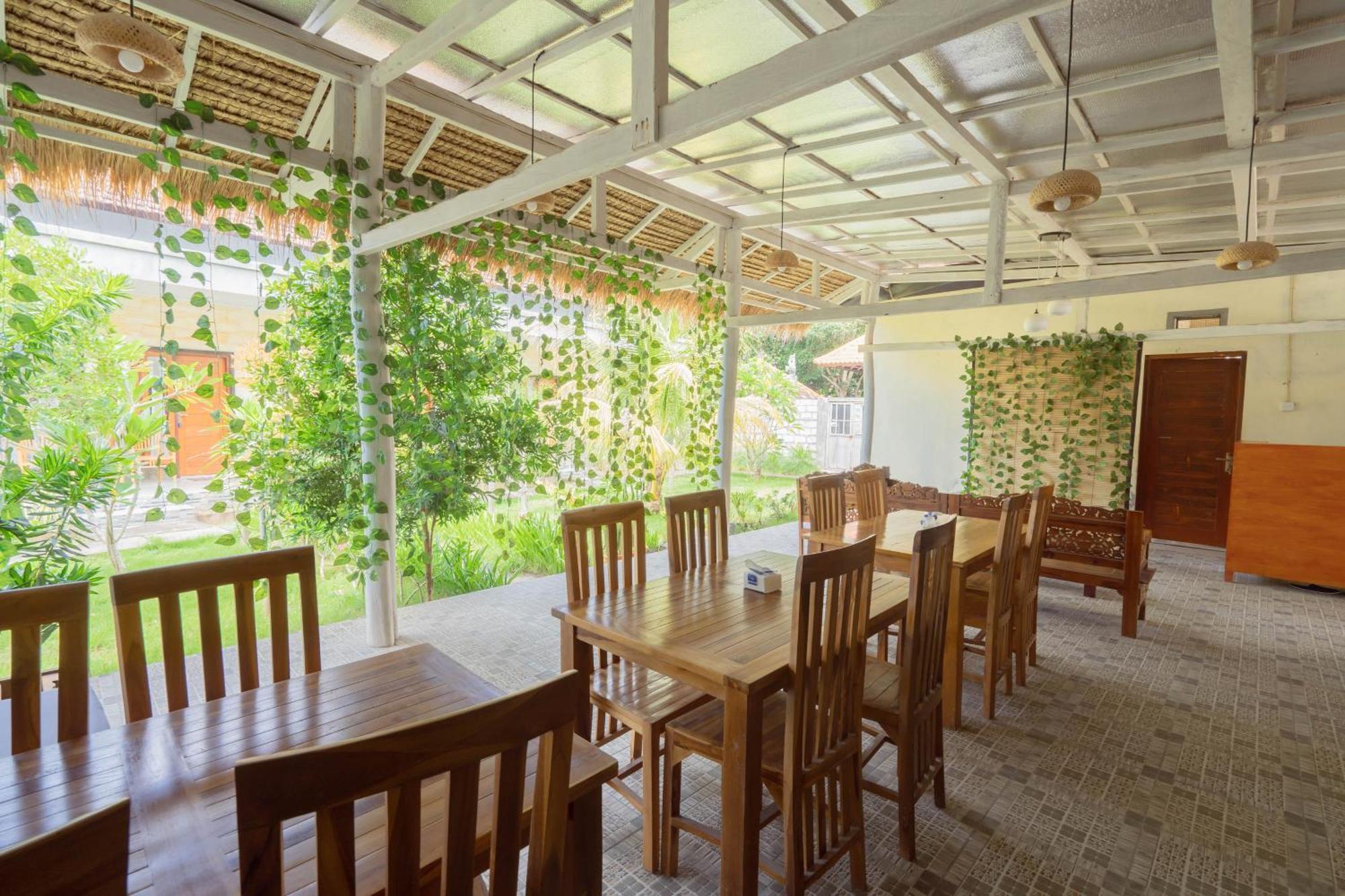 Omah Nusa Villa Redpartner Toyapakeh エクステリア 写真