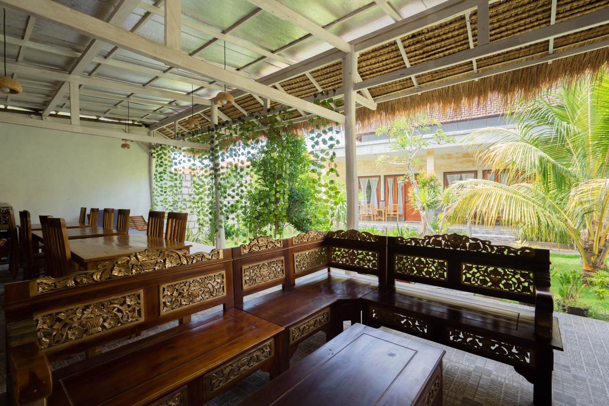 Omah Nusa Villa Redpartner Toyapakeh エクステリア 写真